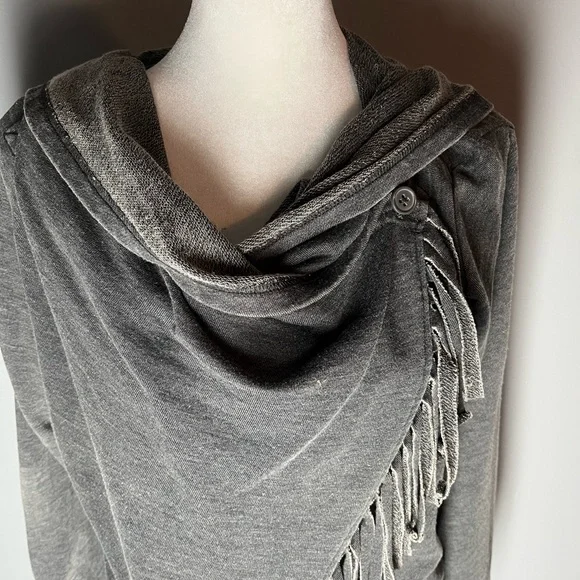 Wrangler women’s top - Size: Medium - brand new without tags - Picture 2 of 7